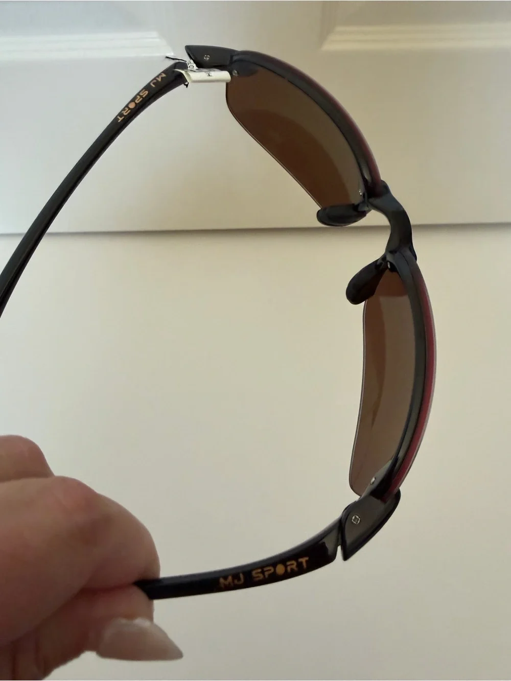Maui Jim Ho’okipa Polarized Sport Sunglasses with Brown Lenses, New, never worn